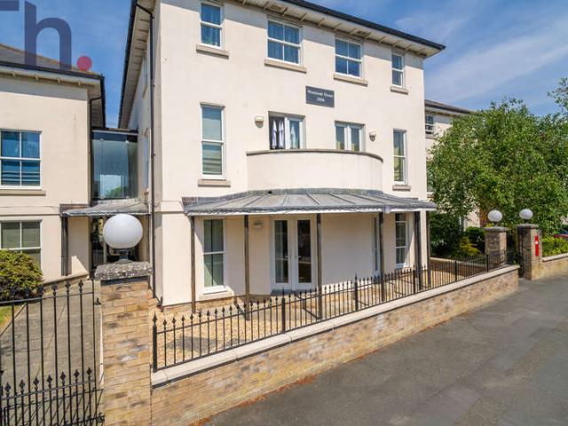 1 Bedroom Flat