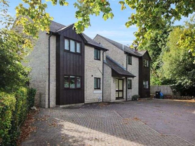 1 Bedroom Flat