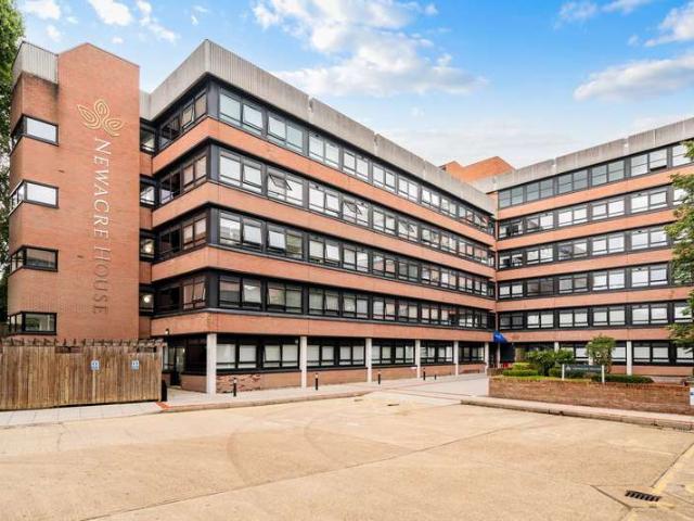 1 Bedroom Flat
