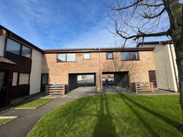 1 Bedroom Flat