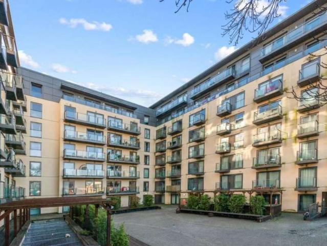1 Bedroom Flat