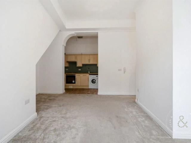 1 Bedroom Flat