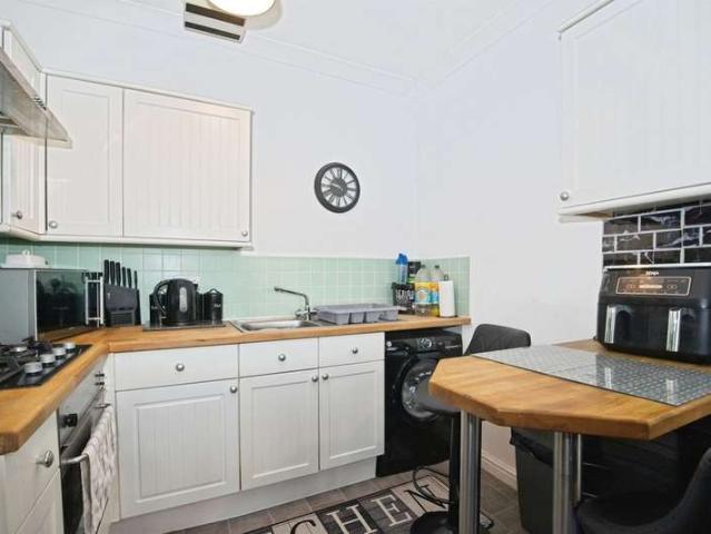 1 Bedroom Flat