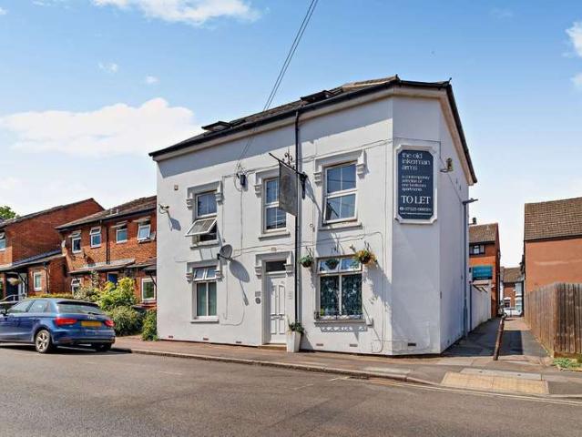 1 Bedroom Flat