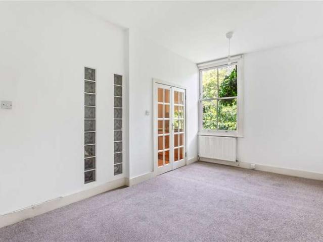 1 Bedroom Flat