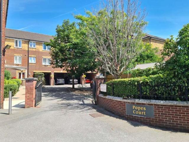 1 Bedroom Flat