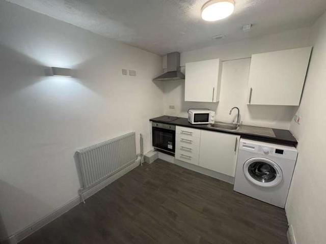 1 Bedroom Flat