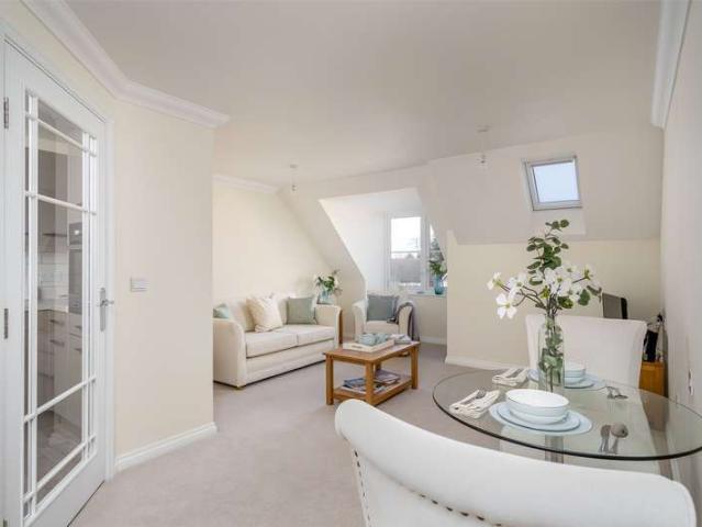 1 Bedroom Flat