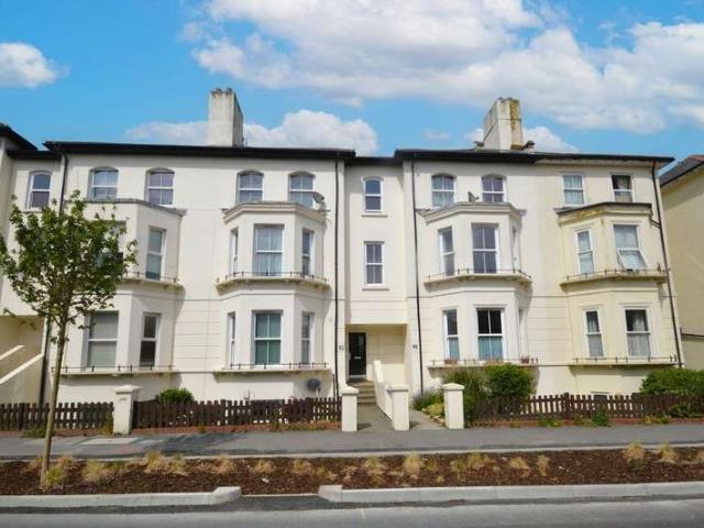 1 Bedroom Flat