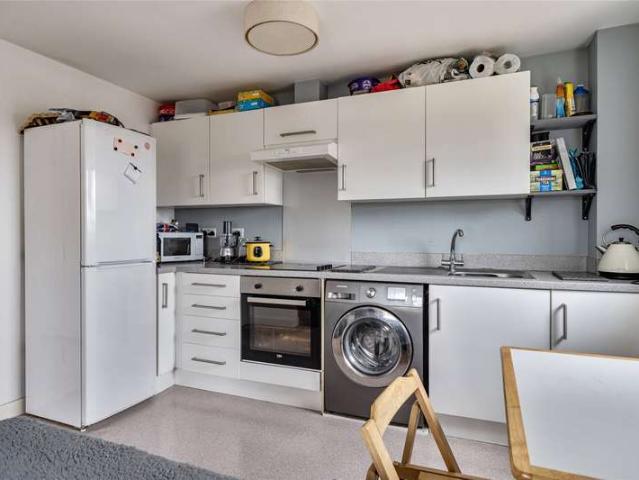 1 Bedroom Flat