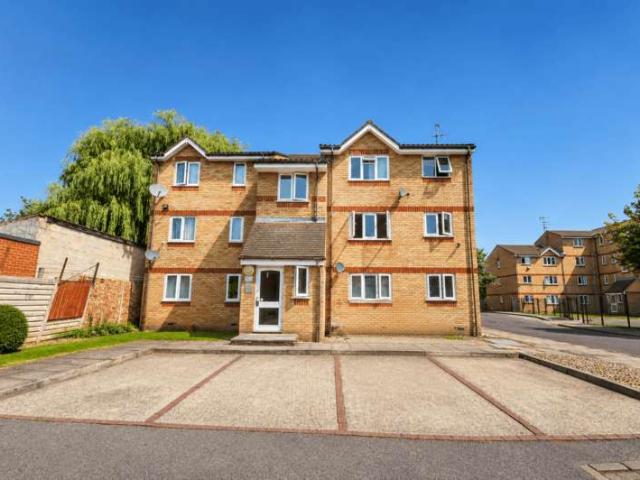1 Bedroom Flat