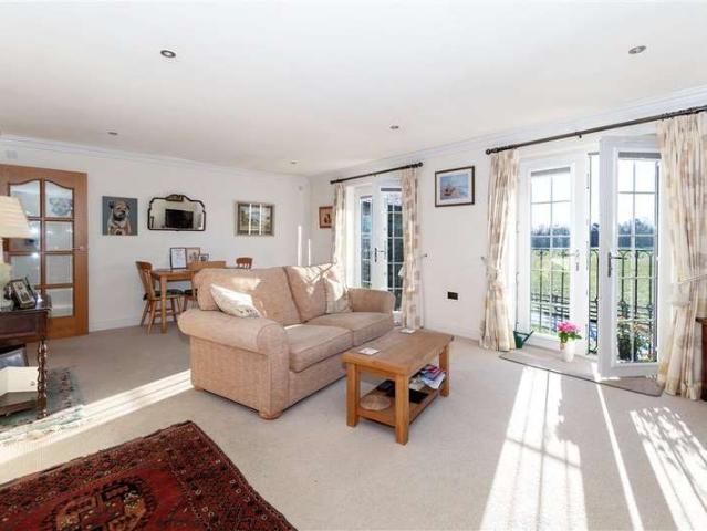 1 Bedroom Flat