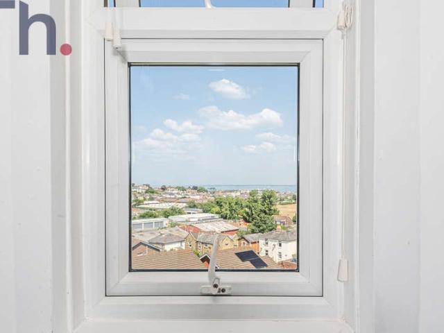 1 Bedroom Flat
