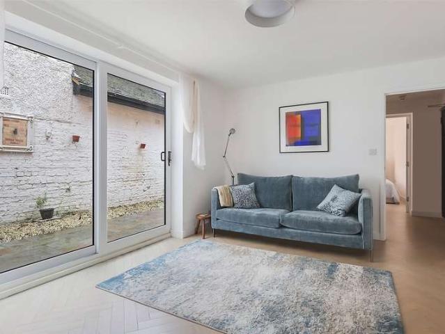 1 Bedroom Flat