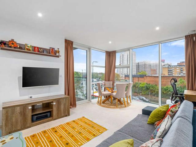 1 Bedroom Flat