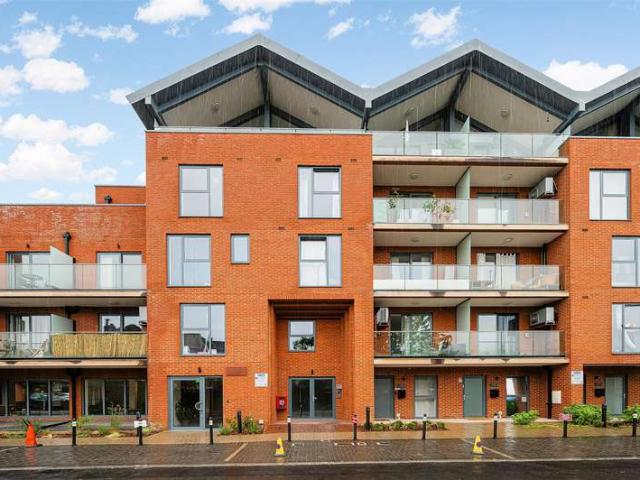 1 Bedroom Flat