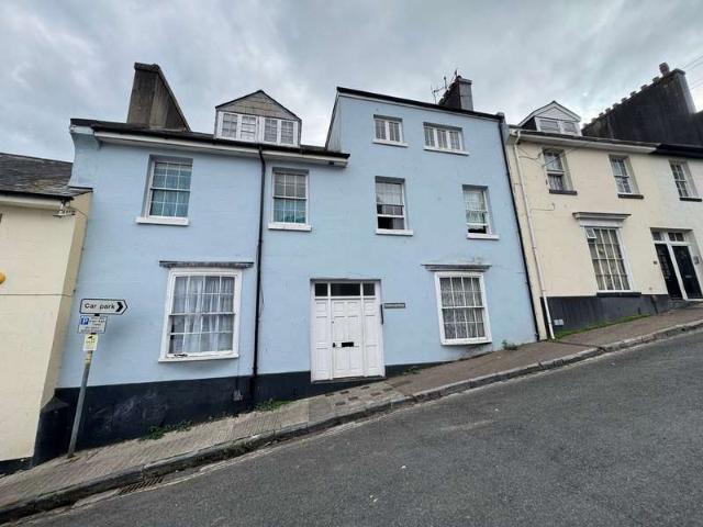 1 Bedroom Flat