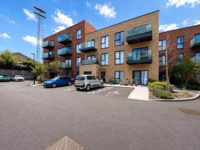 1 Bedroom Flat