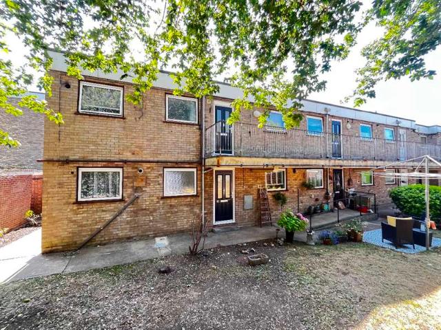 1 Bedroom Flat