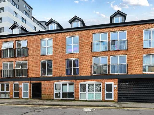 1 Bedroom Flat