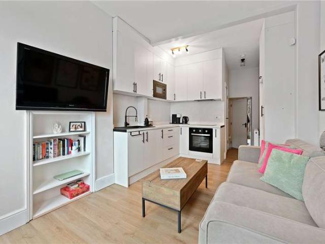 1 Bedroom Flat