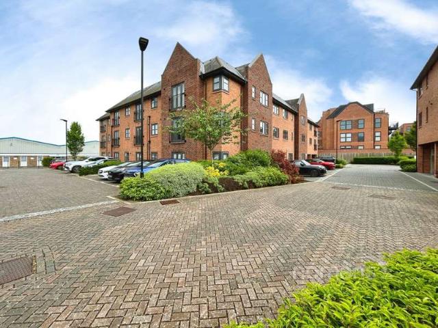 1 Bedroom Flat