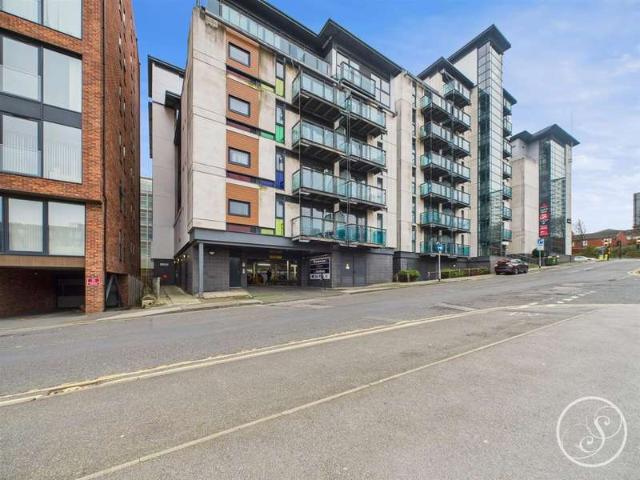 1 Bedroom Flat