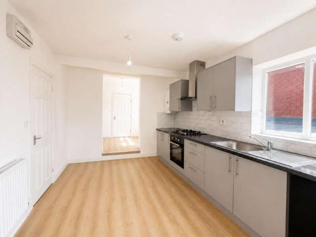 1 Bedroom Flat