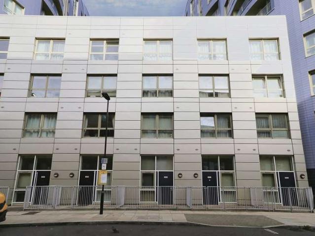 1 Bedroom Flat