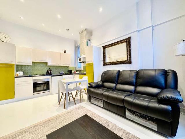 1 Bedroom Flat