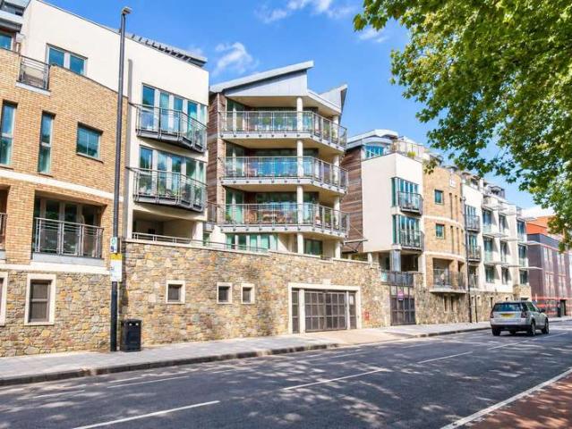 1 Bedroom Flat