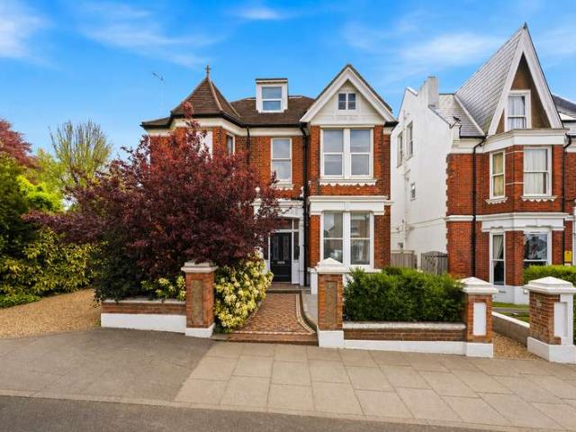 1 Bedroom Flat