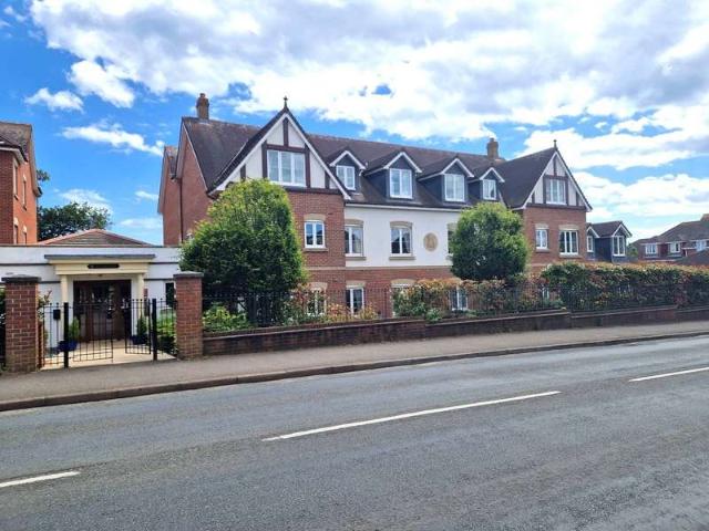1 Bedroom Flat