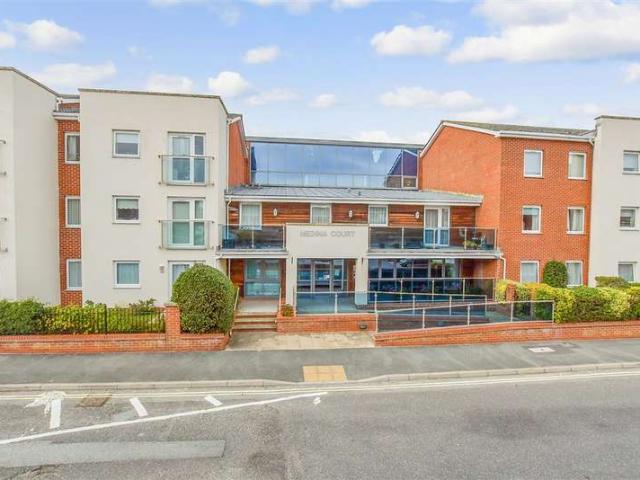 1 Bedroom Flat