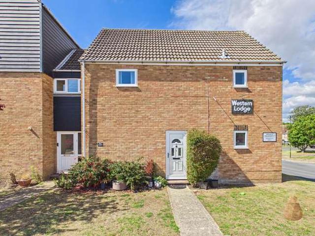 1 Bedroom Flat