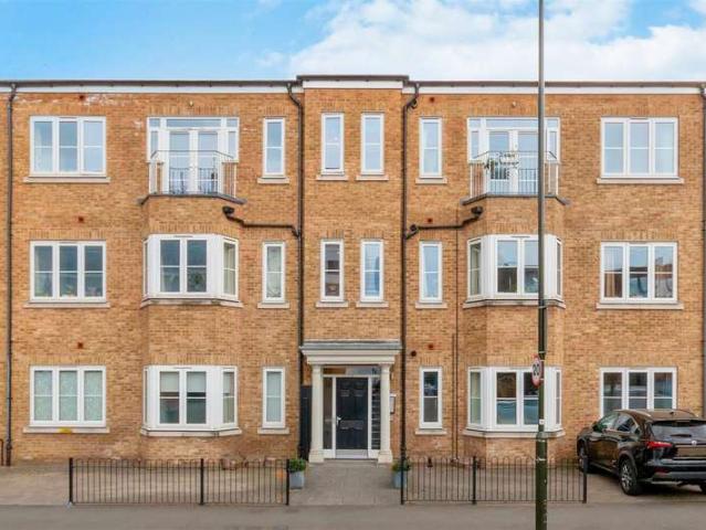 1 Bedroom Flat