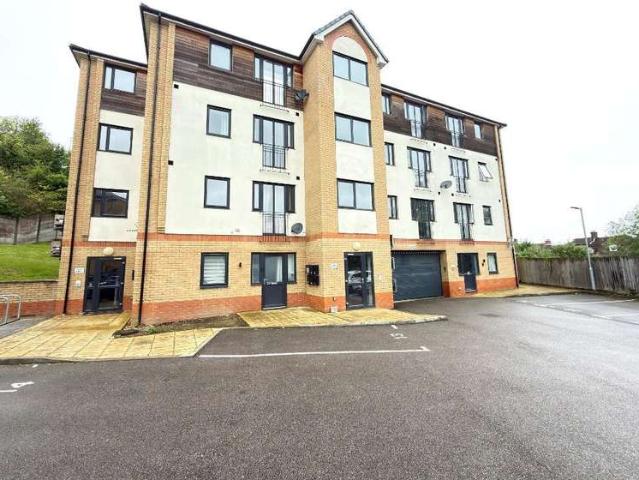 1 Bedroom Flat