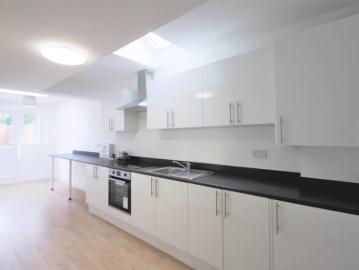 1 Bedroom Flat