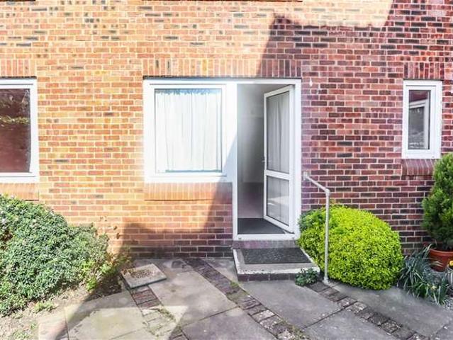 1 Bedroom Flat