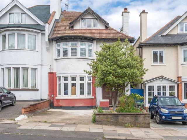 1 Bedroom Flat