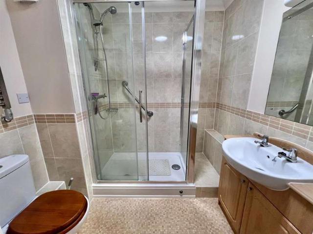 1 Bedroom Flat