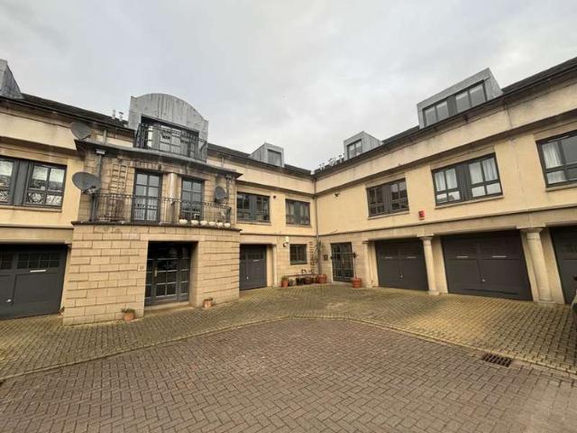 1 Bedroom Flat