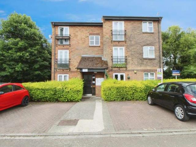 1 Bedroom Flat