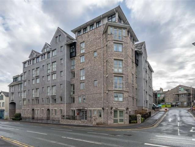 1 Bedroom Flat
