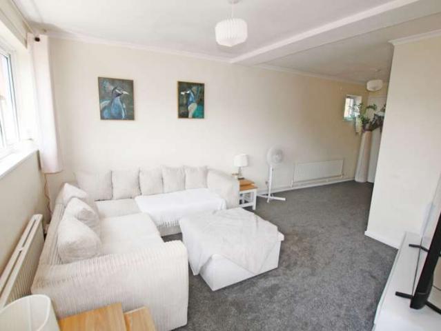 1 Bedroom Flat