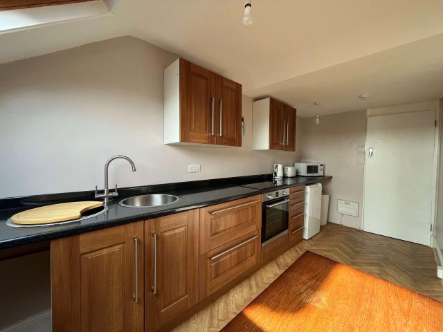 1 Bedroom | Flat 6, 81 Embankment Road, PL4 9HX
