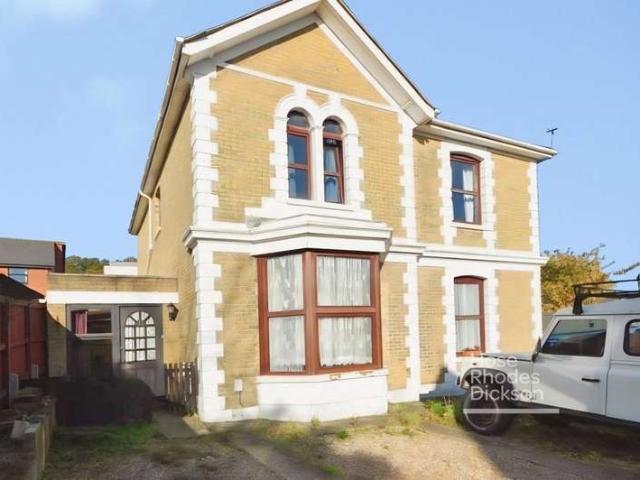 1 Bedroom Flat
