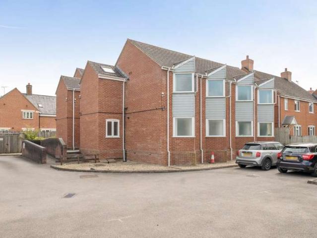1 Bedroom Flat