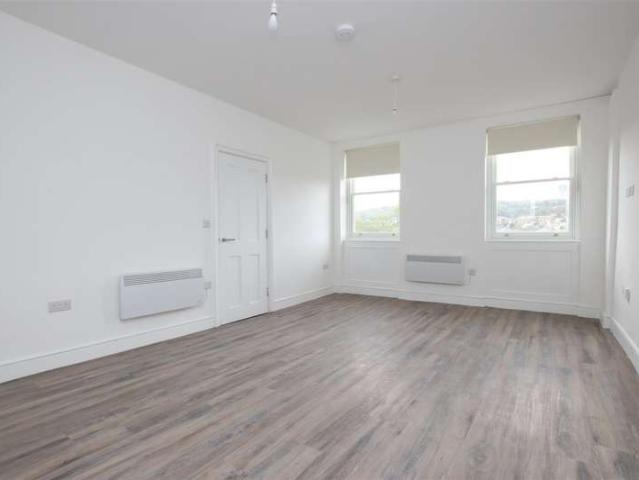 1 Bedroom Flat