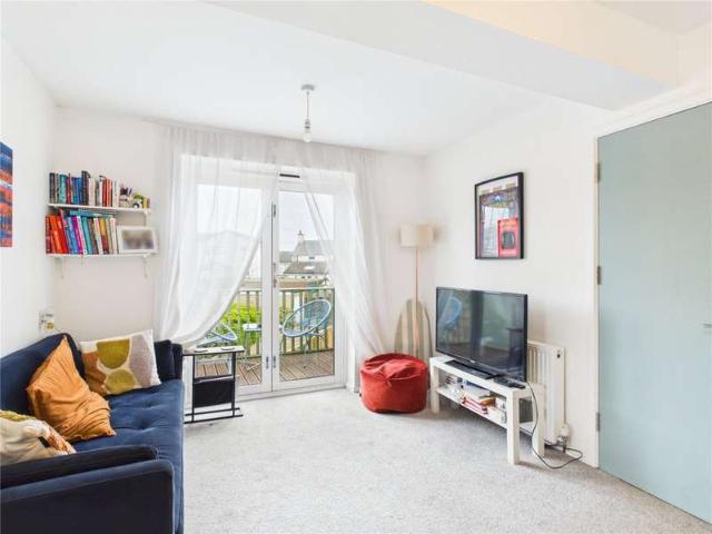 1 Bedroom Flat